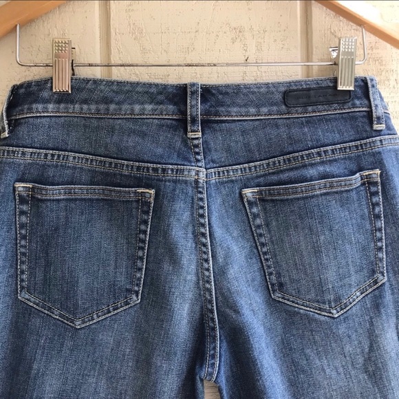 Elie Tahari Adena Straight Jean. - Picture 5 of 8